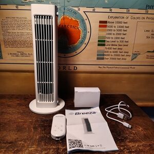 Breeza Compact White Desk Fan with Remote